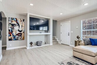 4345 W 64th Ave in Arvada, CO - Foto de edificio - Building Photo