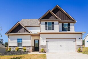 379 Egret Ct in Jefferson, GA - Building Photo