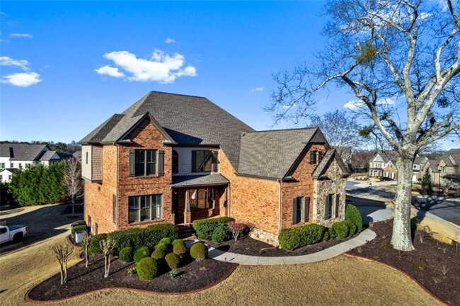 1039 Woodtrace Ln in Auburn, GA - Foto de edificio - Building Photo