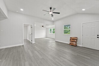 1615 Hiller St in Houston, TX - Building Photo - Building Photo