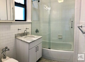 EAST 37 STREET in New York, NY - Building Photo - Building Photo