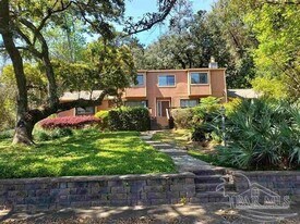 6446 Rosaflora Ln in Pensacola, FL - Building Photo