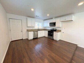 711 E J St in Ontario, CA - Building Photo - Building Photo