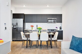 398 NE 5th St in Miami, FL - Building Photo - Building Photo