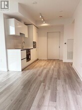 121-121 St Patrick St in Toronto, ON - Building Photo - Building Photo