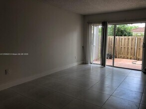 4744 NW 114th Ave in Doral, FL - Building Photo - Building Photo