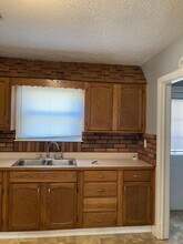 6812 E Piccadilly Rd in Muncie, IN - Building Photo - Building Photo