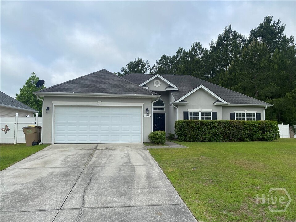 533 Amsonia Cir in Guyton, GA - Building Photo