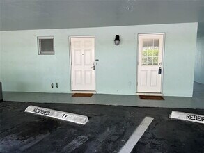 222 N Federal Hwy in Deerfield Beach, FL - Building Photo - Building Photo