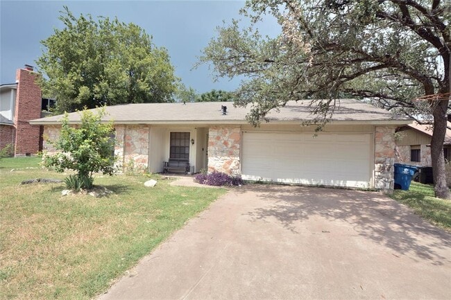 12327 Deerbrook Trail in Austin, TX - Building Photo - Building Photo