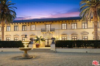 75 Beverly Park Ln in Beverly Hills, CA - Building Photo - Building Photo