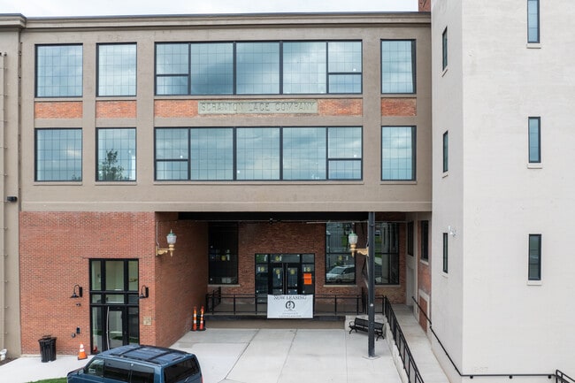 Lace Village in Scranton, PA - Foto de edificio - Building Photo