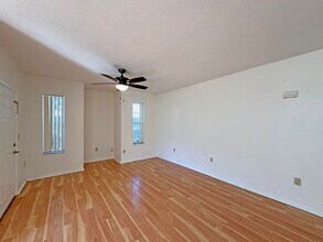 166 SW Peacock Blvd in Port St. Lucie, FL - Building Photo - Building Photo