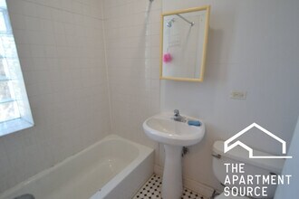 4411 N Kenneth Ave in Chicago, IL - Building Photo - Building Photo