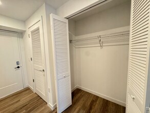 413 NW 6th St, Unit A in Miami, FL - Foto de edificio - Building Photo