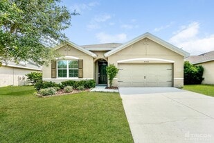 4368 Edenrock Pl in Spring Hill, FL - Building Photo