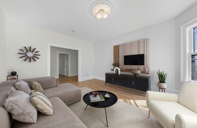 21 Wolcott St in Malden, MA - Building Photo - Building Photo