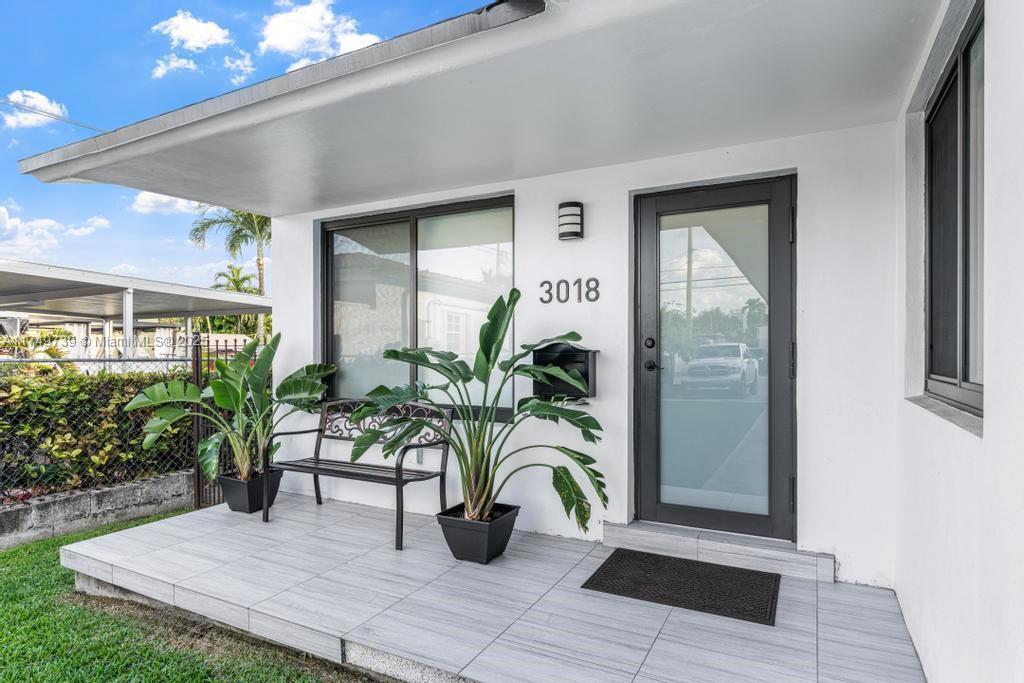 3018 SW 25th Ter-Unit -3018 in Miami, FL - Foto de edificio