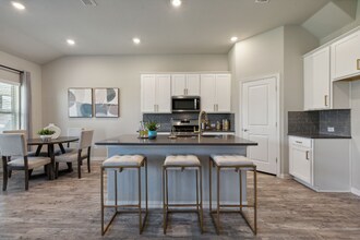 112 Kirwin Dr in Fort Worth, TX - Building Photo - Building Photo