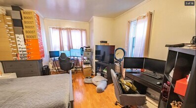 13 Alston St, Unit 1 in Somerville, MA - Foto de edificio - Building Photo