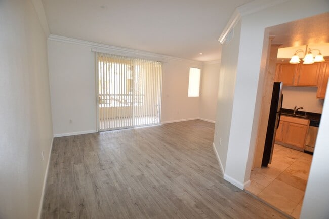 property at 270 E Flamingo Rd