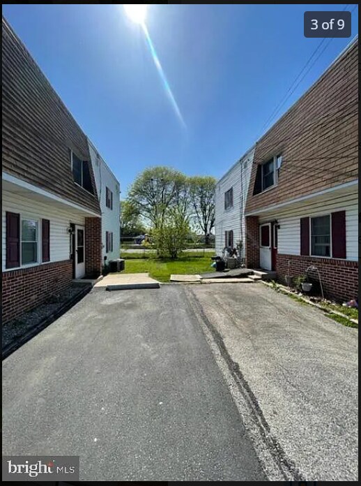 806 W Oak Ln, Unit A in Glenolden, PA - Building Photo - Building Photo