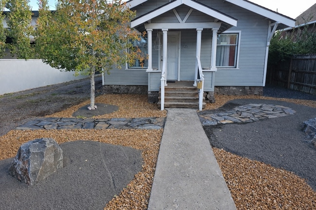 property at 1125 NW Albany Ave