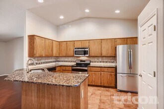 16312 NE 12th St in Vancouver, WA - Foto de edificio - Building Photo