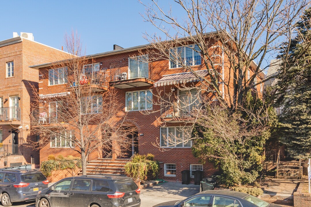1625 60th St in Brooklyn, NY - Foto de edificio