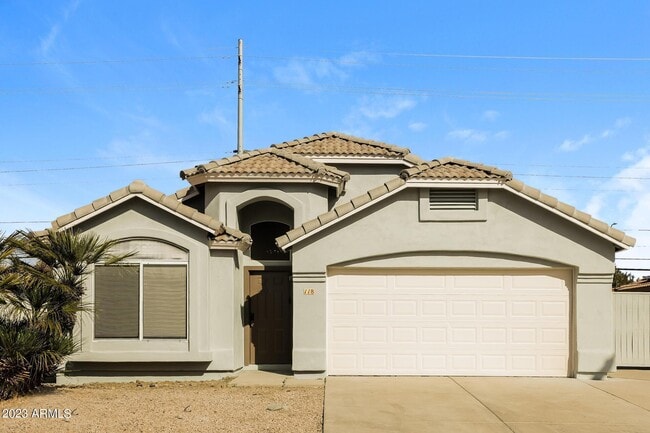 property at 118 W Villa Theresa Dr