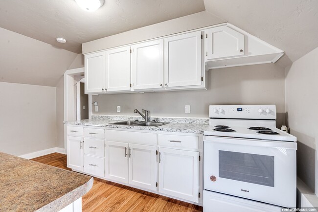property at 211 Oak St
