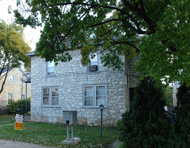 584 - 586 E Chestnut St in Coatesville, PA - Foto de edificio - Building Photo