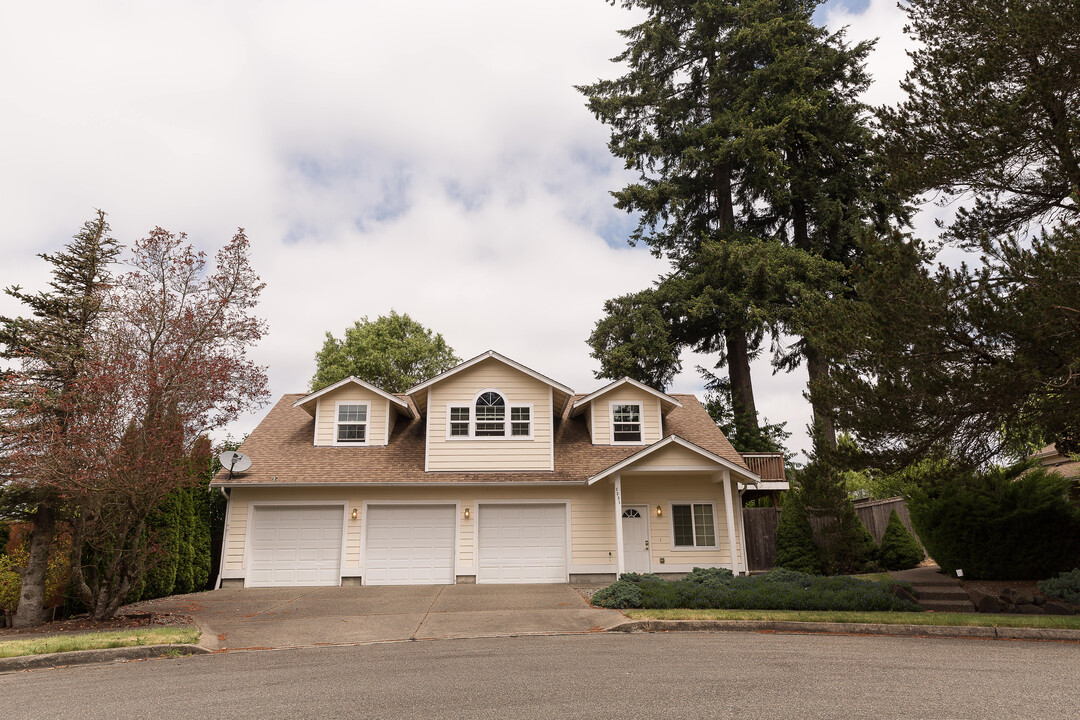 5531 Craney Ct SE, Unit 1 in Lacey, WA - Building Photo