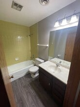 6868-6870 Kathleen Court in Franklin, WI - Building Photo - Building Photo