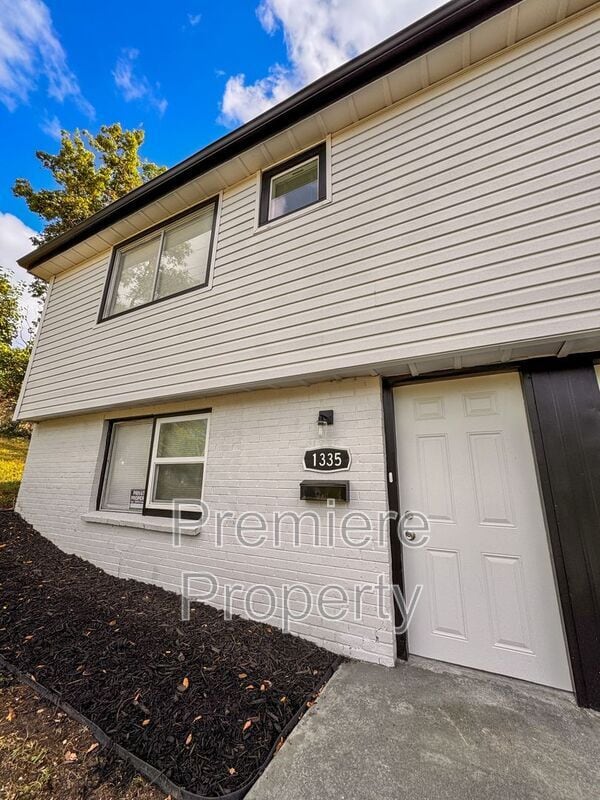 1335 N 47th St in Kansas City, KS - Building Photo - Building Photo