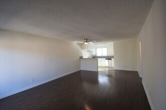 5321 Agnes Ave in Los Angeles, CA - Building Photo - Building Photo