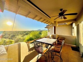 655 W Vistoso Highlands Dr, Unit 228 in Oro Valley, AZ - Foto de edificio - Building Photo