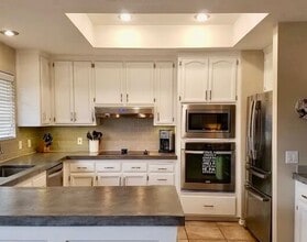 405 Fairview Dr in Lemoore, CA - Building Photo - Building Photo