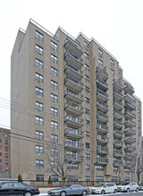 147-20 35th Ave in Flushing, NY - Building Photo - Building Photo