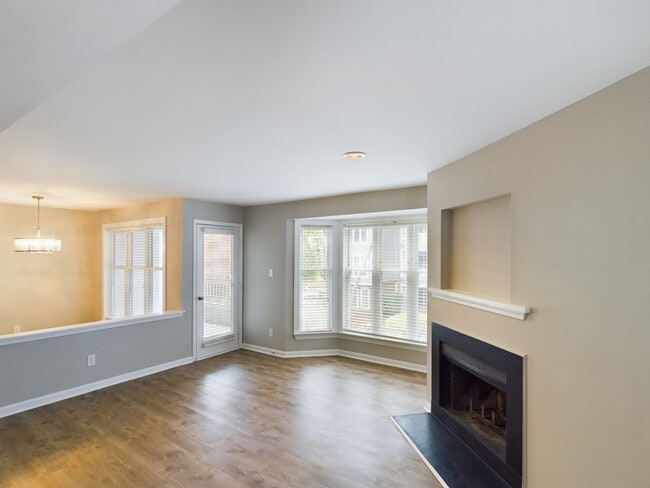 1041 Wirewood Dr