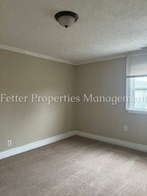 2453 W Franklin St in Evansville, IN - Building Photo - Building Photo