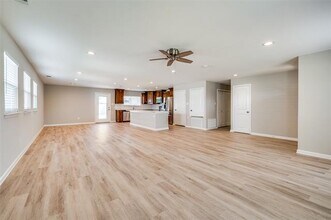5625 Terry St in The Colony, TX - Building Photo - Building Photo