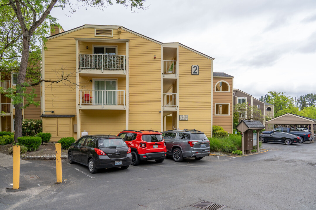 Sammamish Waterway Condos in Redmond, WA - Foto de edificio