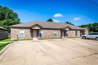 72 Hummingbird Ln in Cabot, AR - Foto de edificio - Building Photo