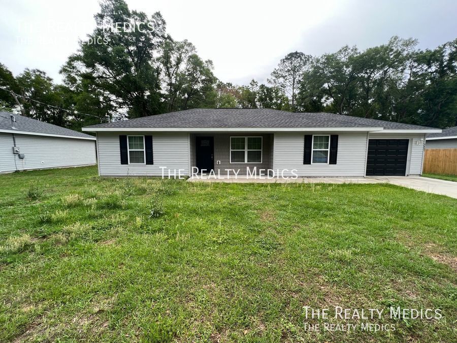 5805 NW 60th Terrace in Ocala, FL - Foto de edificio