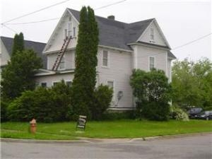 921 Swinton St in Sault Ste. Marie, MI - Building Photo