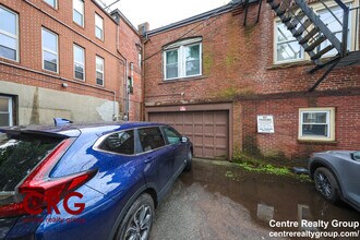 1712 Beacon St, Unit 2 in Brookline, MA - Building Photo - Building Photo