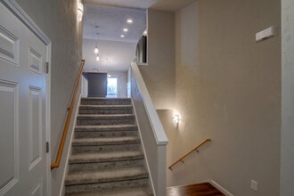 935 Merri Hill Dr in Oregon, WI - Foto de edificio - Building Photo