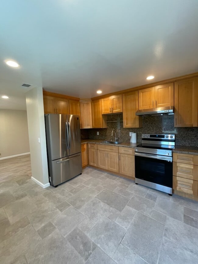 526 Doyle Rd, Unit 4 in San Jose, CA - Building Photo - Building Photo