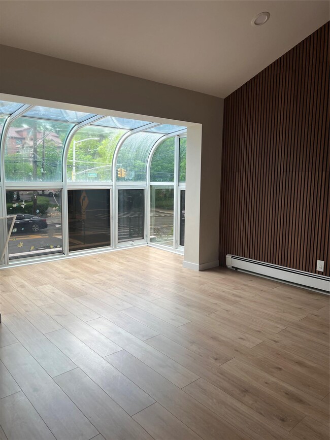 48-23 Little Neck Pkwy in Queens, NY - Building Photo - Building Photo